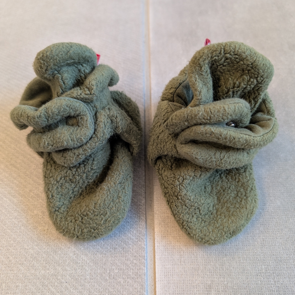 Zutano Olive Baby Booties